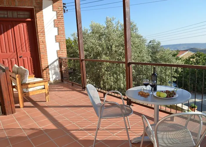 Kır Evi Vouni Lodge *