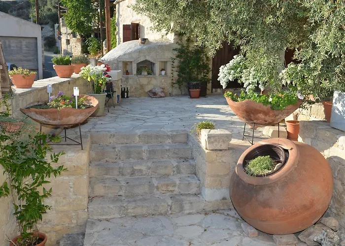 Vouni Lodge Kır Evi *