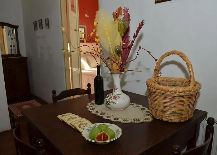 Vouni Lodge Kır Evi