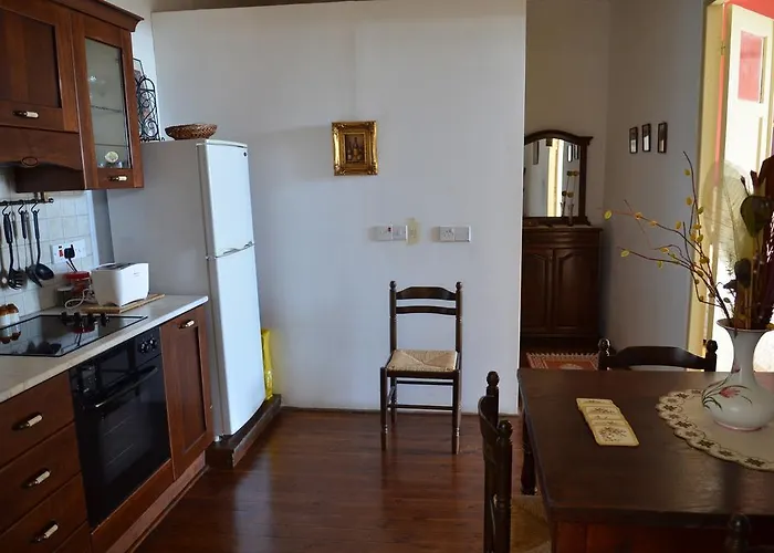 Vouni Lodge Kır Evi