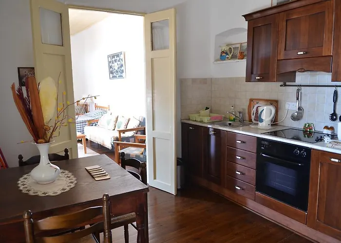 Vouni Lodge Kır Evi *